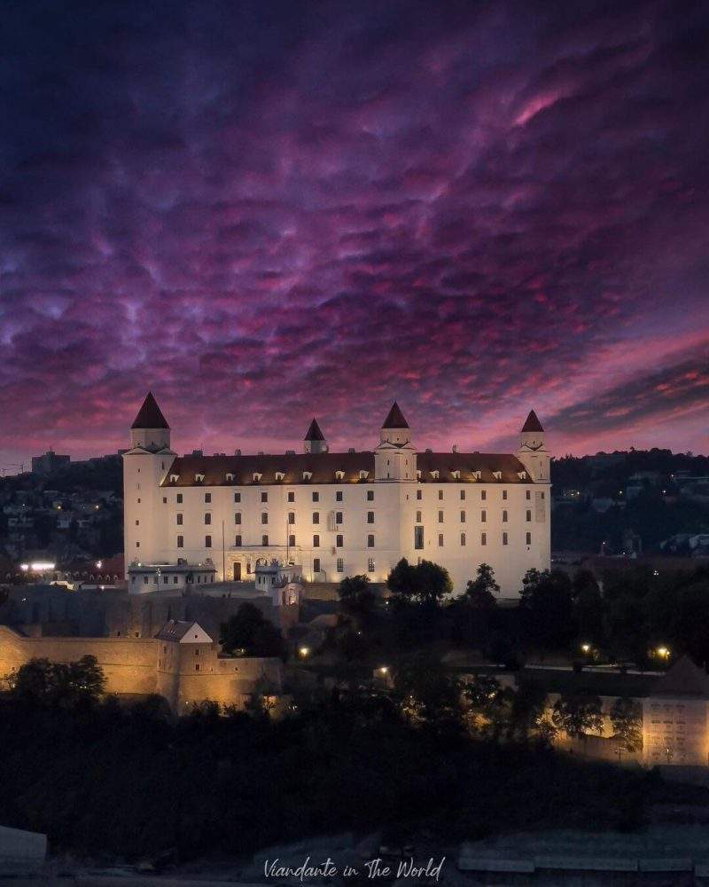 Bratislava by night tour, Bratislava castle