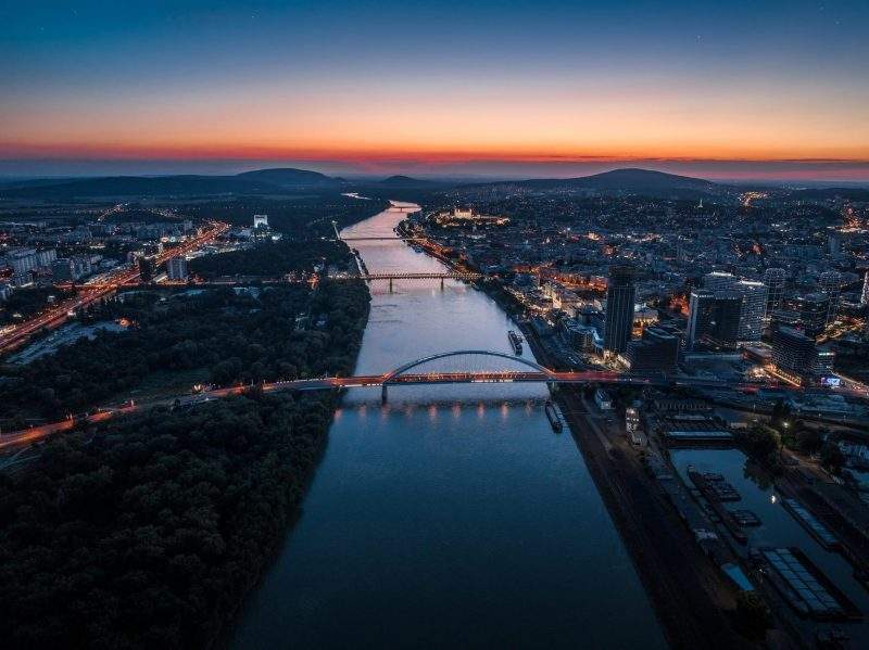 Bratislava by night tour, bridges