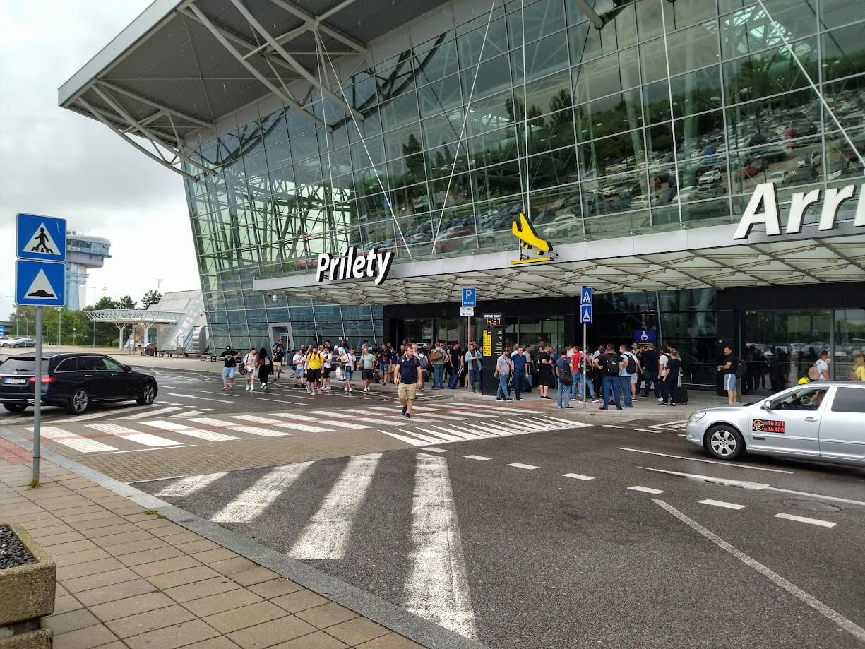 Passengers arriving at Bratislava Airport for private Bratislava airport pickup transfer
